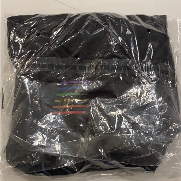 lululemon Peloton Pride 2020 Pace Breaker Shorts - Picture 6 of 6